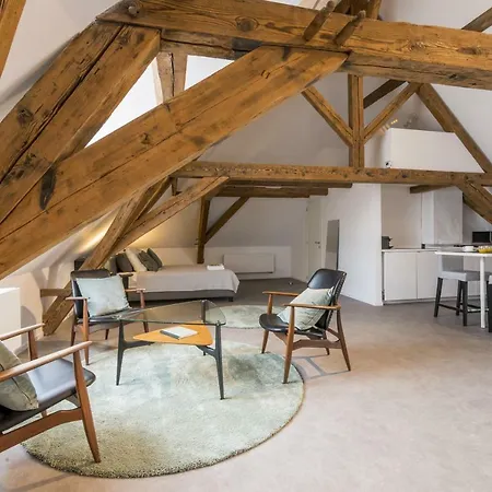 Obelisque Apartment *